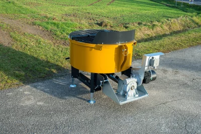 MAMMMUT Zwangsmischer TURBO MIX mit Elektromotor am TM 150