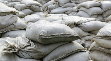 Filling sandbags during floods: Sandbag filling machine TURBO PACKER