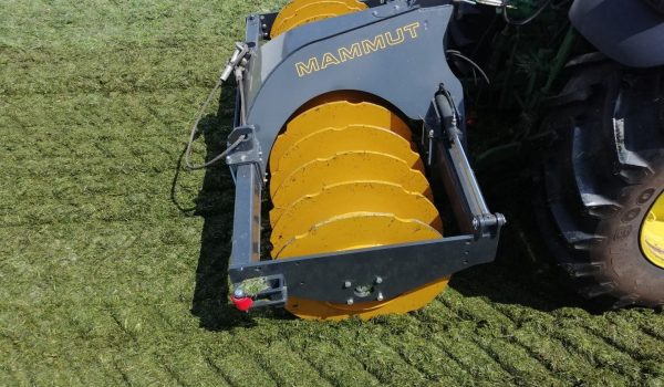 Silowalze SILO KOMPAKT im Einsatz beim Lohnunternehmen Winkler KG