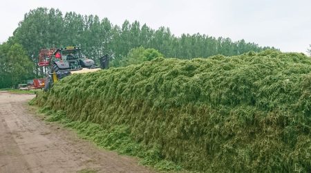 The optional swath cloths enable you to create almost vertical edges.